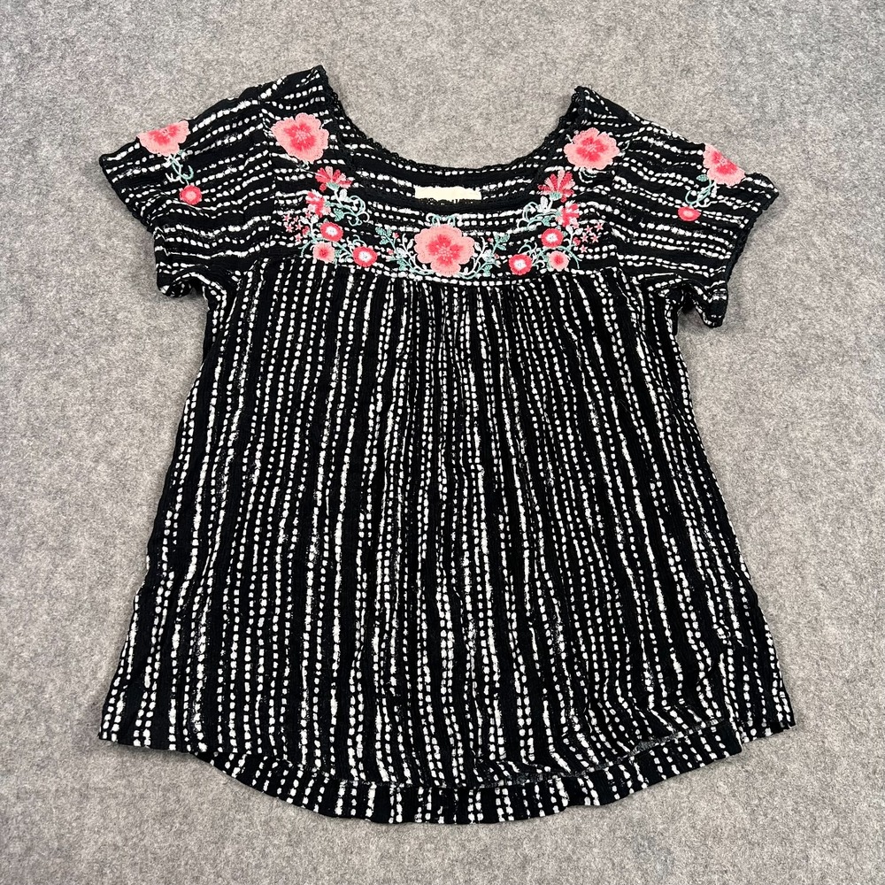 Savanna Jane Black White Floral Embroidered Short Sleeve Top Women's Size‎ Small